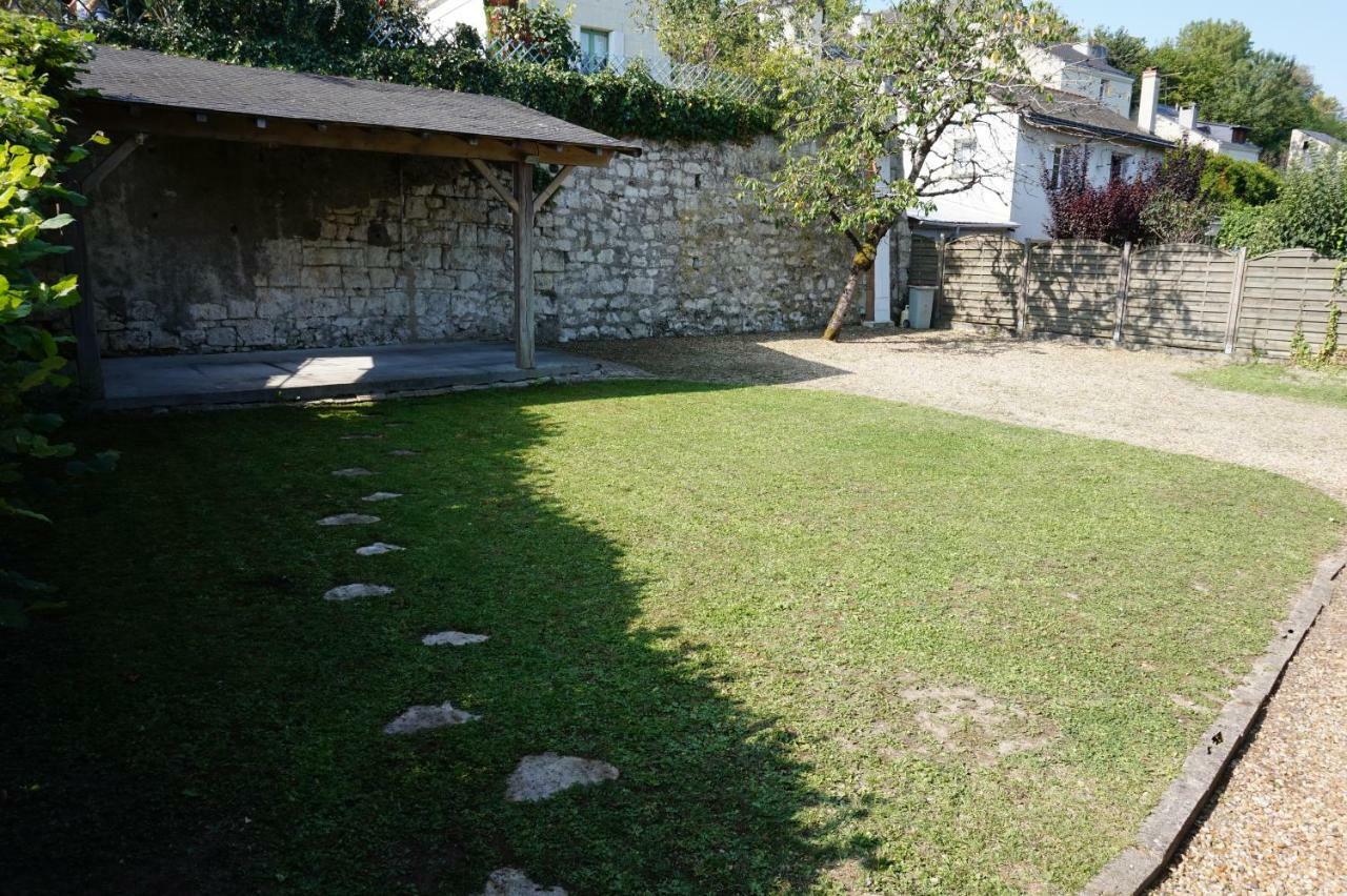 Gite De Parnay Exterior foto